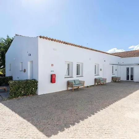 Quinta Da Capelinha مزرعة للإقامة *